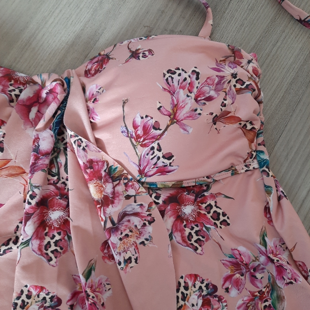 La Vie en Rose bathing suit top pink